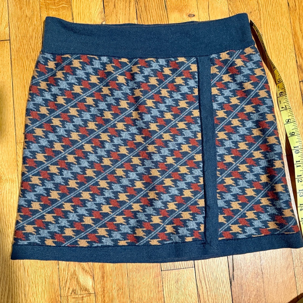 Title Nine Patterned Knit Mini Skirt in Navy, Rust, Gray